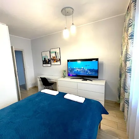 Z Tarasem I Widokiem Na Odre