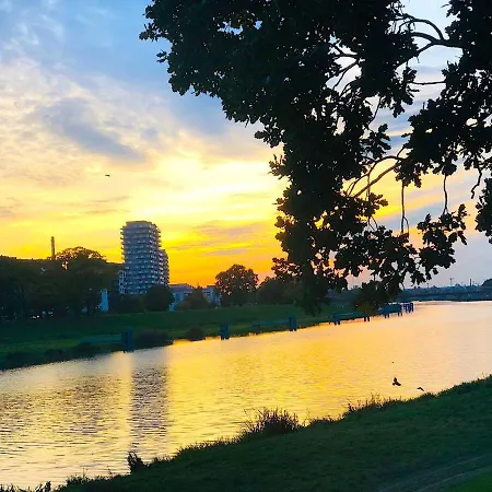 Z Tarasem I Widokiem Na Odre Wrocław