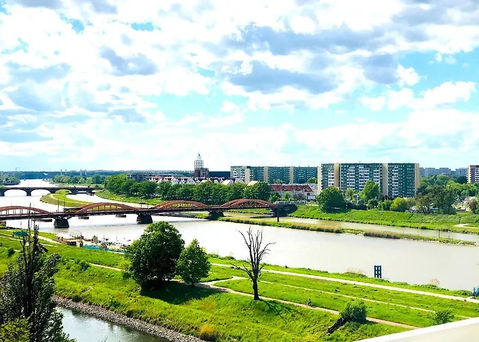 Z Tarasem I Widokiem Na Odre Wrocław