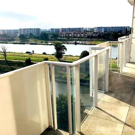Z Tarasem I Widokiem Na Odre * Wroclaw